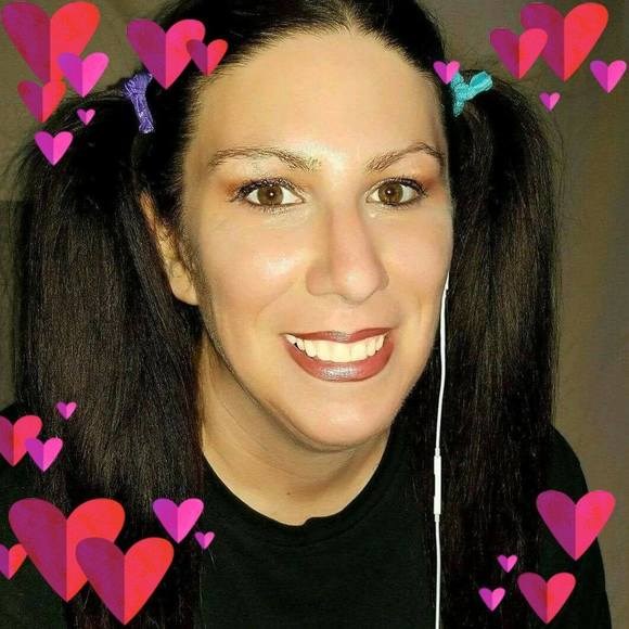 Meet your Posher, Nicole reasonable offers welcome - Picture 1 of 1